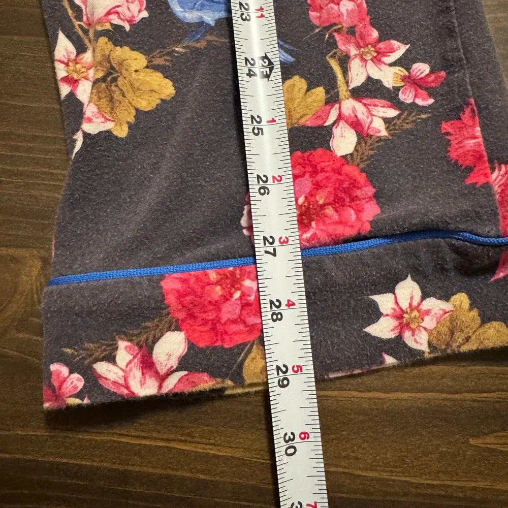 BedHead Pajama Set Button Down‎ Shirt & Pants Women's XS Floral Comfy Grey Pink
